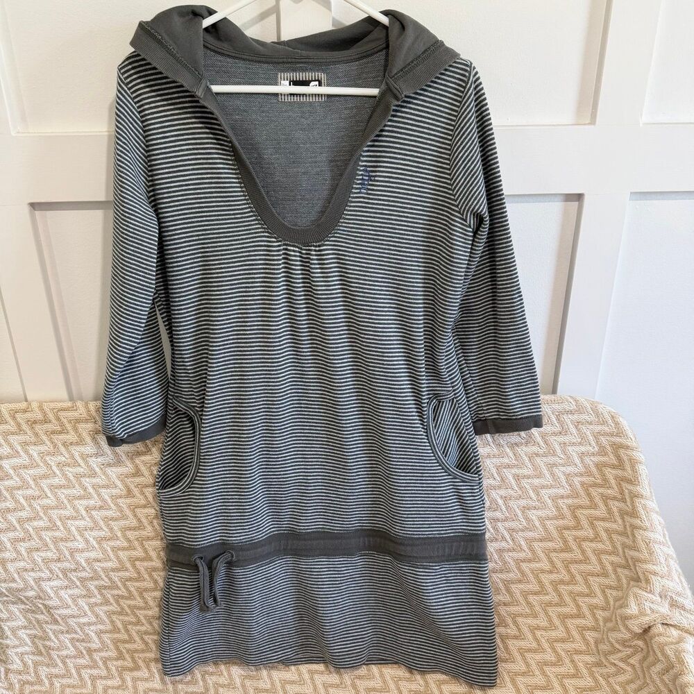 Orage Women’s Hooded Sweatshirt 3/4 Sleeve Dress Tunic Gray White Stripe Large